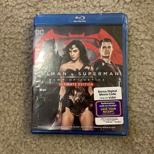 NEW Batman v Superman Ultimate edition Blu-ray